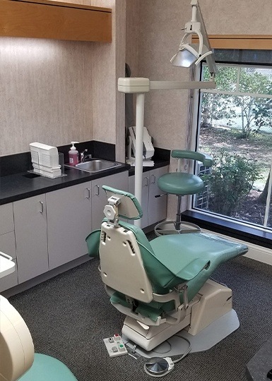 Dental treatment room