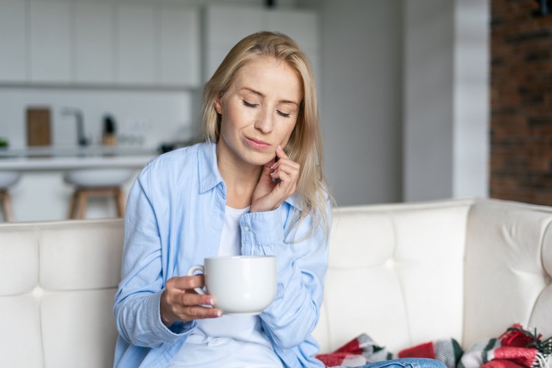 Woman with toothache